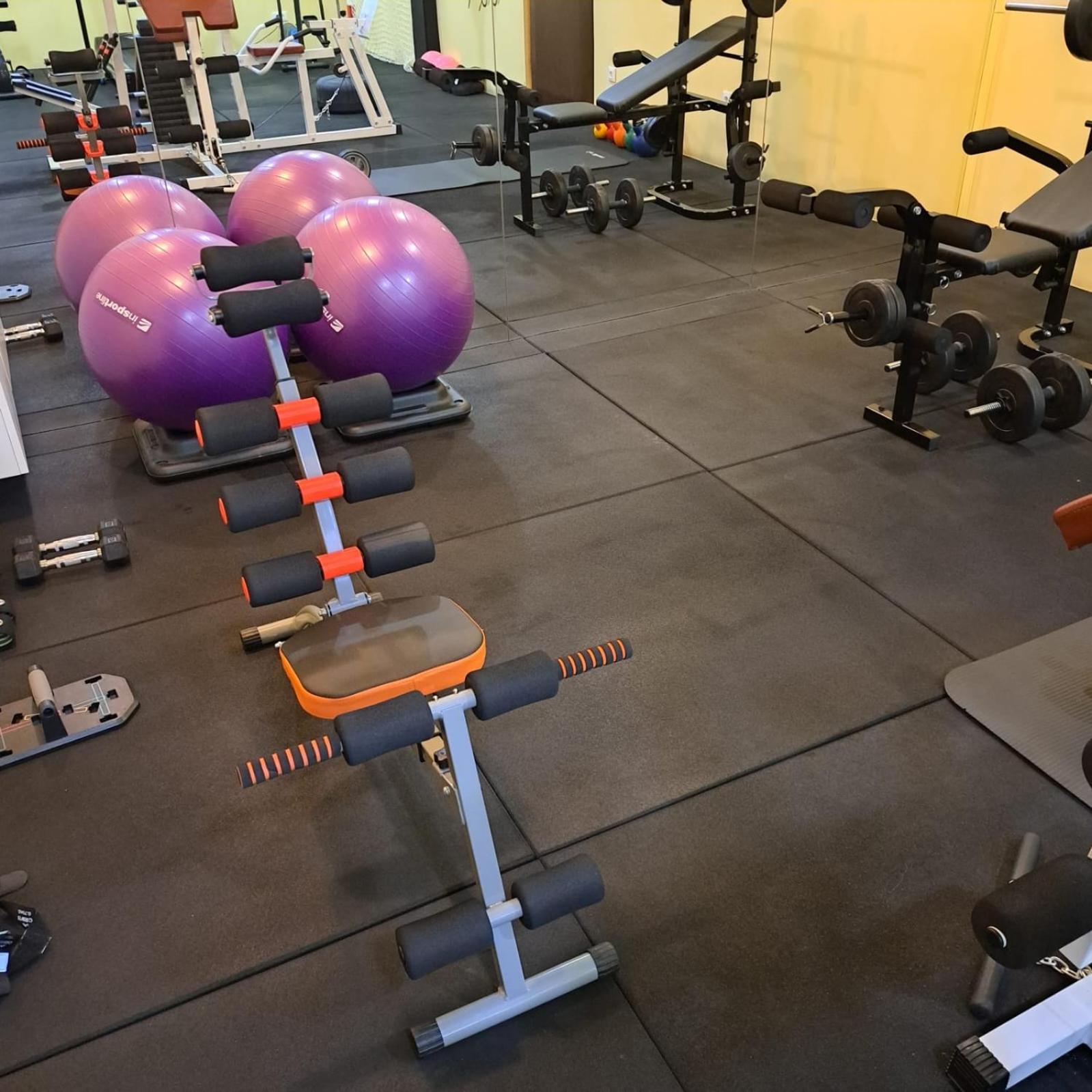 Apartments Vila Adrijana & Fitness Studio Wolf Bv Башка-Вода Екстер'єр фото